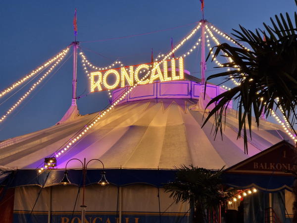 Roncalli Circus